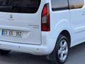 UZMAN AUTO DAN 2013 MODEL KM 220 BİN DE HATASIZ TEMİZ AİLE ARACI