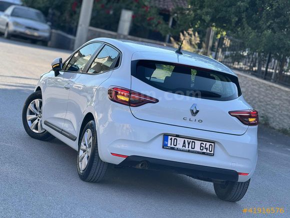 2021 MODEL HATASIZ DEĞİŞENSİZ 114 BİN KM'DE TESLA EKRANLI