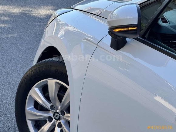 2021 MODEL HATASIZ DEĞİŞENSİZ 114 BİN KM'DE TESLA EKRANLI