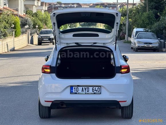 2021 MODEL HATASIZ DEĞİŞENSİZ 114 BİN KM'DE TESLA EKRANLI
