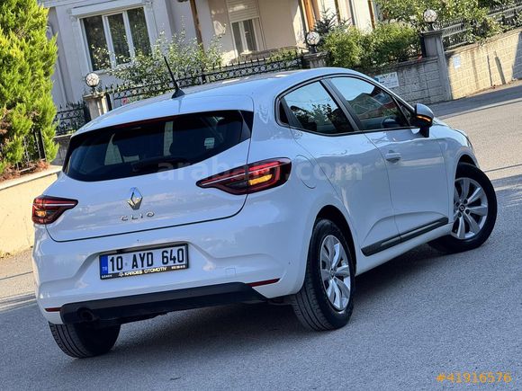 2021 MODEL HATASIZ DEĞİŞENSİZ 114 BİN KM'DE TESLA EKRANLI