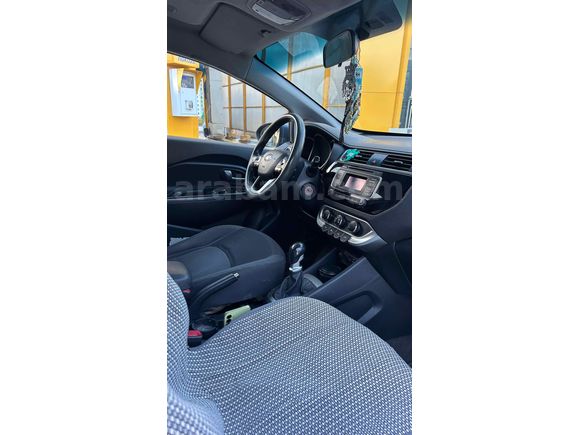 Sahibinden Kia Rio 1.4 CRDi Comfort 2016 Model 