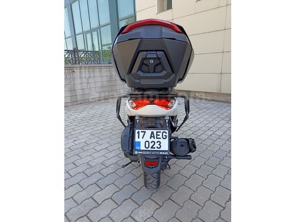 2023 - Yamaha Nmax 155 - Full Aksesuarlı- 3.500-km