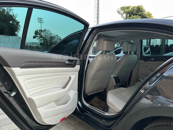 Sahibinden Volkswagen Passat 1.5 TSi Elegance 2022 Model 