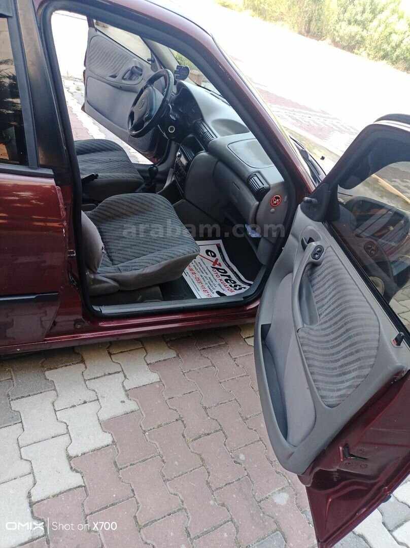 Galeriden Opel Astra 1.6 GLS 1998 Model Afyonkarahisar 214.000 km Bordo 5