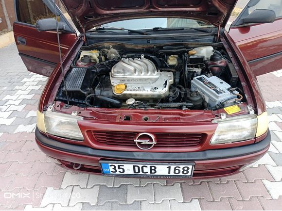 Galeriden Opel Astra 1.6 GLS 1998 Model Afyonkarahisar