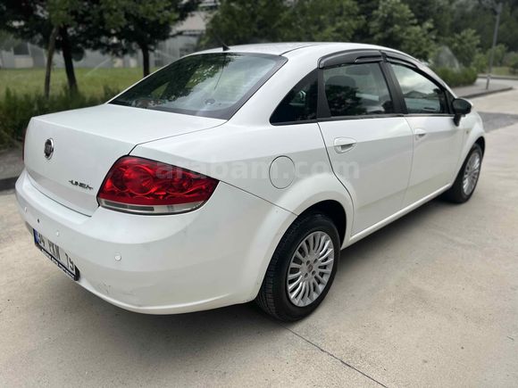  Fiat Linea 1.3 Multijet Active Plus 2013 