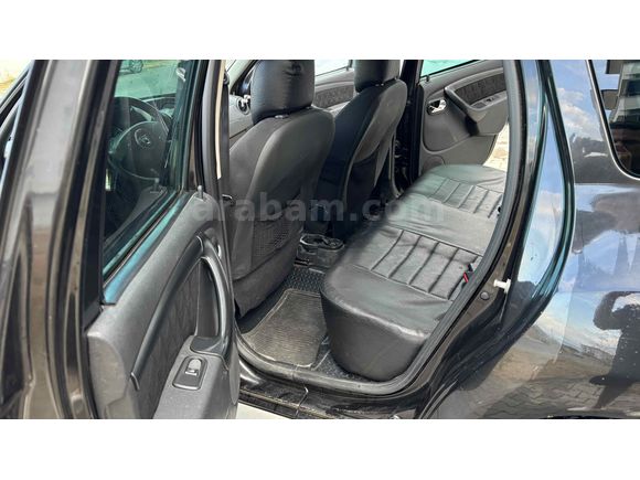 Sahibinden Dacia Duster 1.5 dCi Laureate 2013 Model  191.000 km Siyah