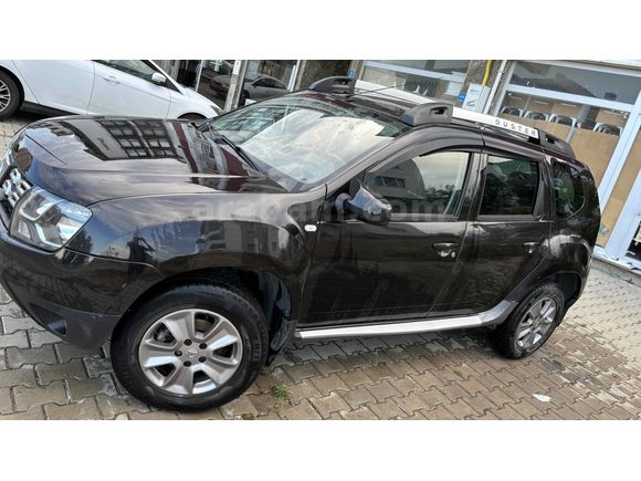 Sahibinden Dacia Duster 1.5 dCi Laureate 2013 Model  191.000 km Siyah