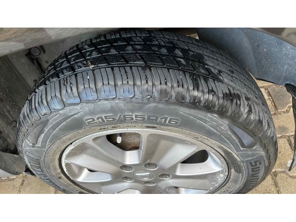 Sahibinden Dacia Duster 1.5 dCi Laureate 2013 Model  191.000 km Siyah