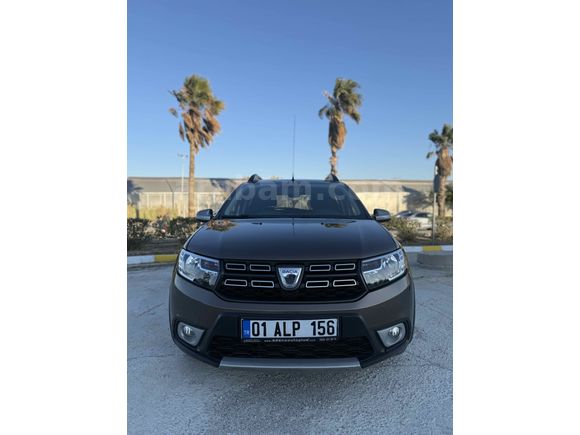 Sahibinden Dacia Sandero 0.9 TCe Stepway Easy-R 2020 Model 