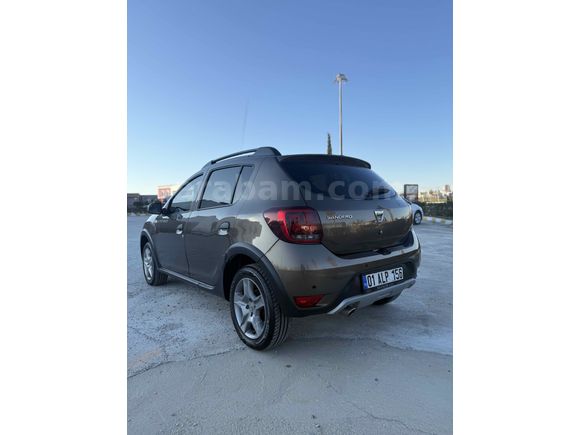 Sahibinden Dacia Sandero 0.9 TCe Stepway Easy-R 2020 Model 