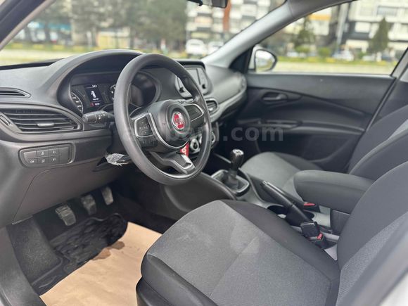 Sahibinden Fiat Egea 1.3 Multijet Easy 2023 Model 