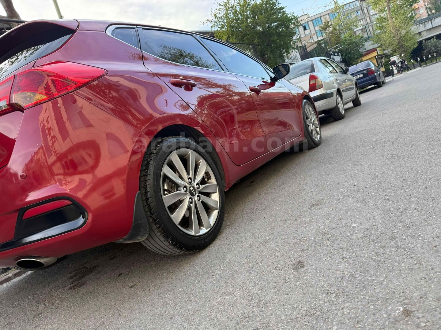 Galeriden Kia Ceed 1.6 CRDi Concept 2012 Model İstanbul 260.000 km Kırmızı 3