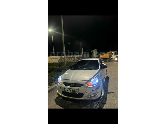 Sahibinden Hyundai Accent Blue 1.6 CRDI Mode Plus 2012 Model 