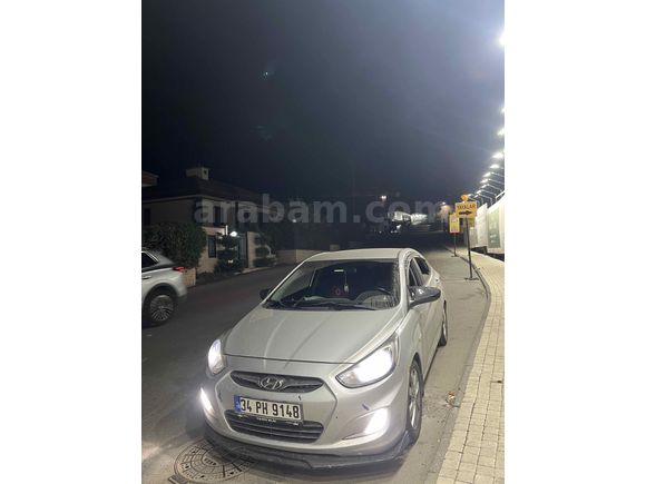 Sahibinden Hyundai Accent Blue 1.6 CRDI Mode Plus 2012 Model 