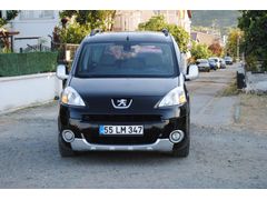DEĞİŞENSİZ 2011 PEUGEOT PARTNER TEPEE 1.6 HDİ PREMİUM