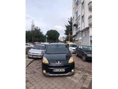 DEĞİŞENSİZ 2011 PEUGEOT PARTNER TEPEE 1.6 HDİ PREMİUM