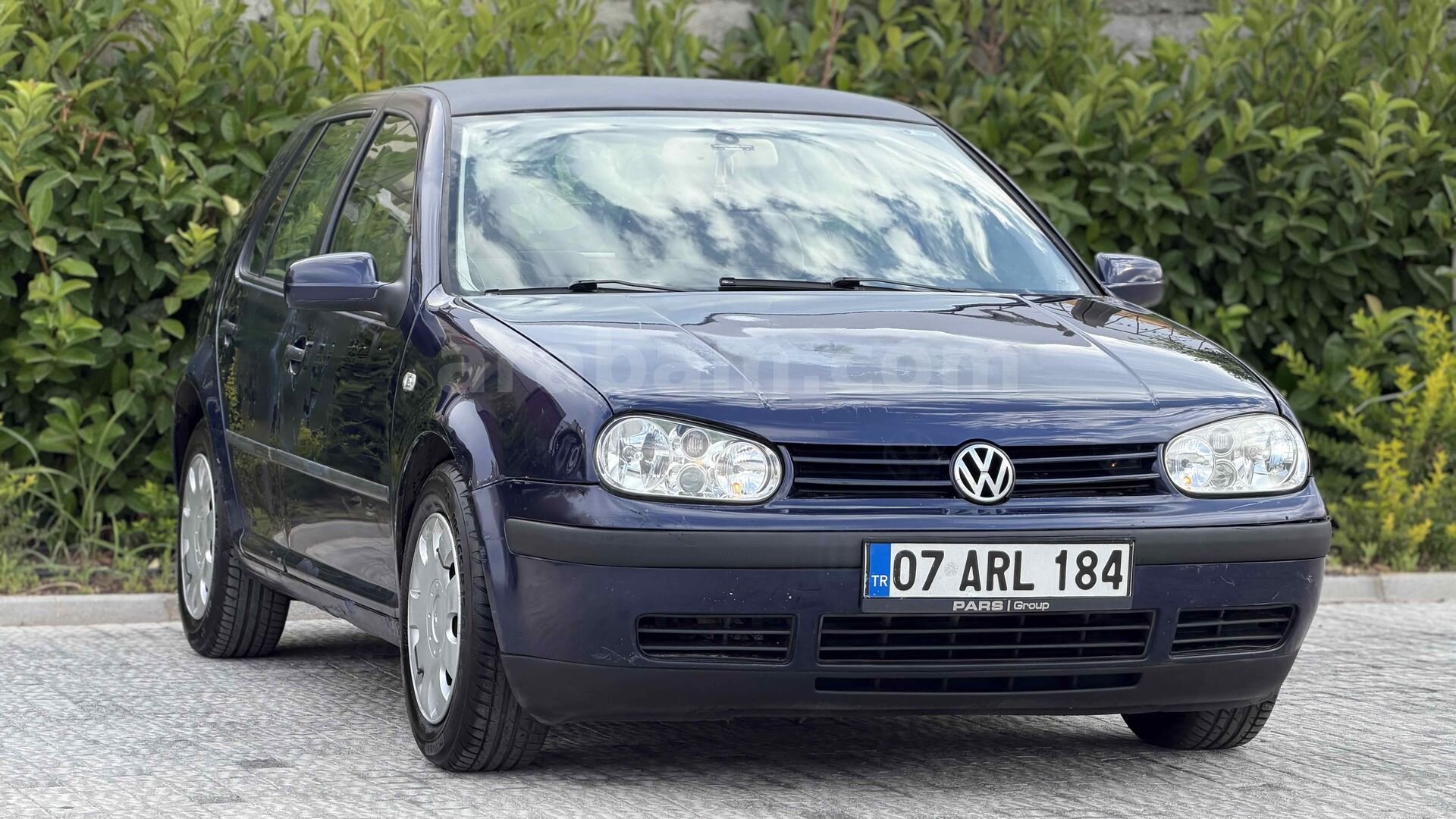 Galeriden Volkswagen Golf 1.6 Comfortline 2000 Model Antalya 277.000 km Lacivert 3