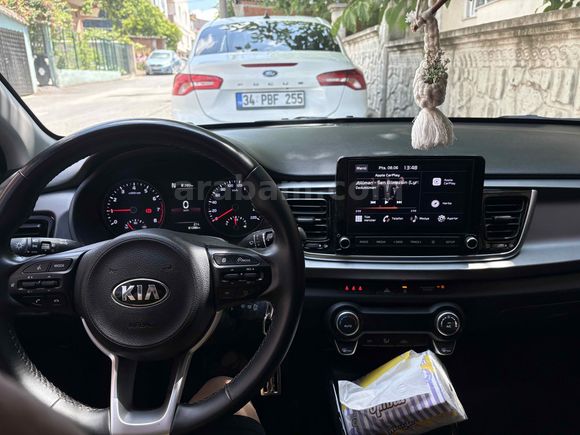 Sahibinden Kia Rio 1.4 CVVT Elegance Tekno 2020 Model 