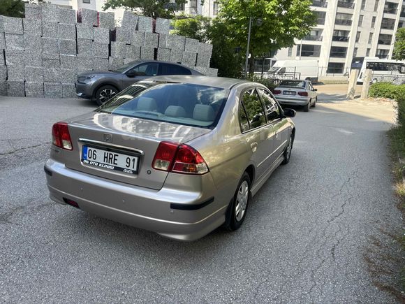Sahibinden Honda Civic 1.6i VTEC LS 2005 Model 