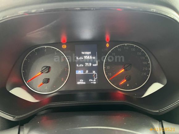 SES OTO-BOYASIZ 2023 RENAULT CLİO 1.0 TCE TOUCH