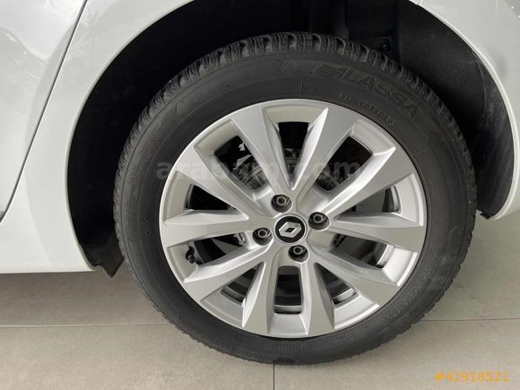SES OTO-BOYASIZ 2023 RENAULT CLİO 1.0 TCE TOUCH