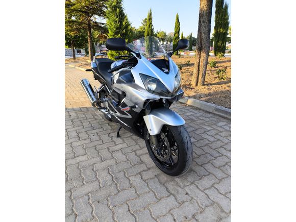 Bakımlı temiz CBR 600 F
