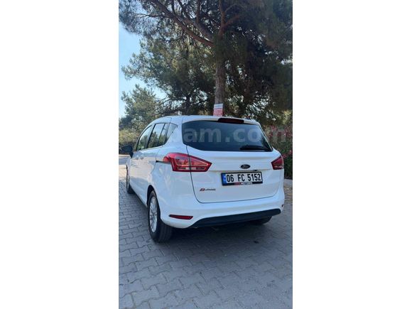 Sahibinden Ford B-Max 1.6 Titanium 2013 Model 