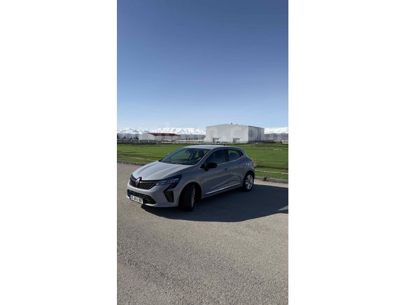 Sahibinden Renault Clio 1.0 TCe Evolution 2025 Model 