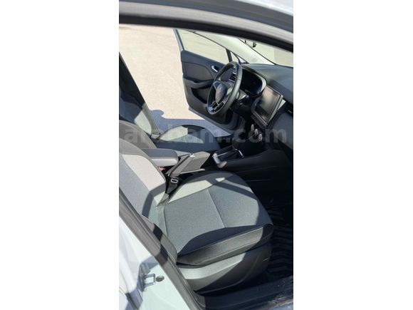 Sahibinden Renault Clio 1.0 TCe Evolution 2025 Model 