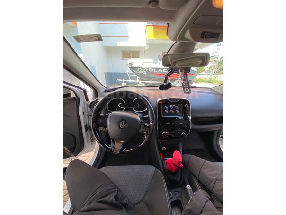 TEMİZ RENAULT CLİO DEĞİŞENSİZ BOYASIZ