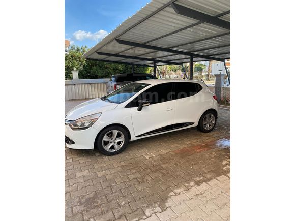 TEMİZ RENAULT CLİO DEĞİŞENSİZ BOYASIZ