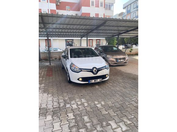 TEMİZ RENAULT CLİO DEĞİŞENSİZ BOYASIZ