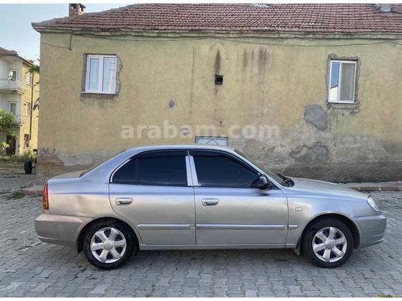 Memurdan tertemiz Accent 