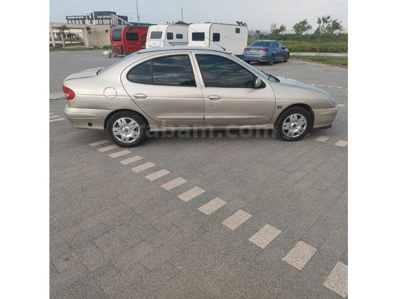 Sahibinden Renault Megane 1.6 RTE 1999 Model