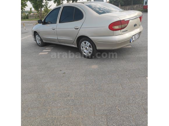 Sahibinden Renault Megane 1.6 RTE 1999 Model