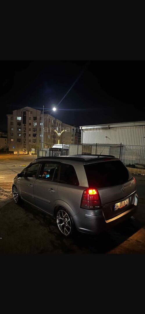 Sahibinden Opel Zafira 1.6 Enjoy 2006 Model Kocaeli 400.000 km Gri (metalik) 1