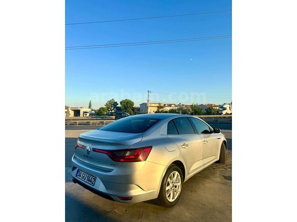 Sahibinden Renault Megane 1.5 dCi Touch 2018 Model 
