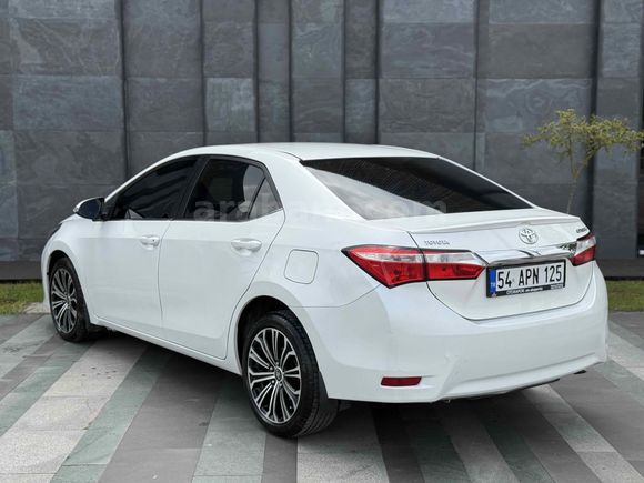 Galeriden Toyota Corolla 1.4 D-4D Touch 2015 Model Sakarya