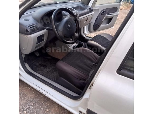 Sahibinden Renault Clio 1.4 Alize 2005 Model  314.500 km Beyaz