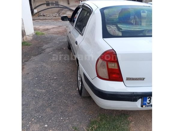 Sahibinden Renault Clio 1.4 Alize 2005 Model  314.500 km Beyaz