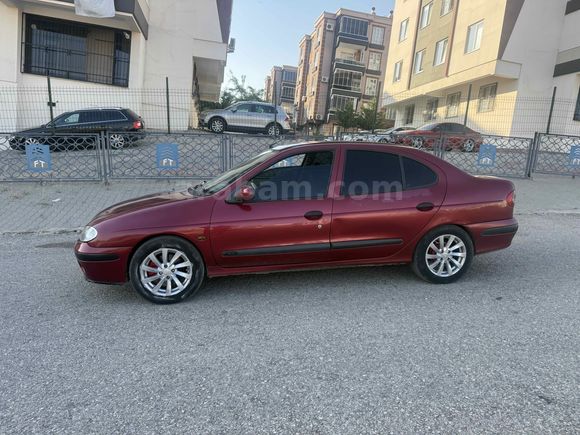 DOST İŞİ  Renault Megane 1.6 Alize 2002 Model Gaziantep