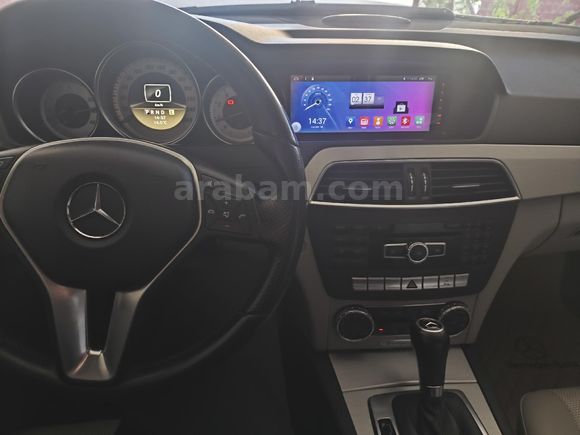 Sahibinden Mercedes - Benz C 180 Kompressor BlueEfficiency AMG 2012 Model