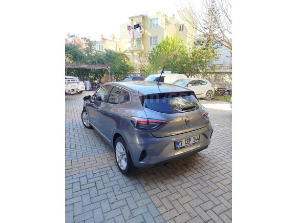 Sahibinden Renault Clio 1.0 TCe Evolution 2025 Model