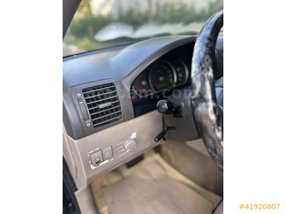 MEHMET ARAT'tan 4X4 KİA SORENTO 2.5 CRDI X-FORCE 197 BIN KM DE