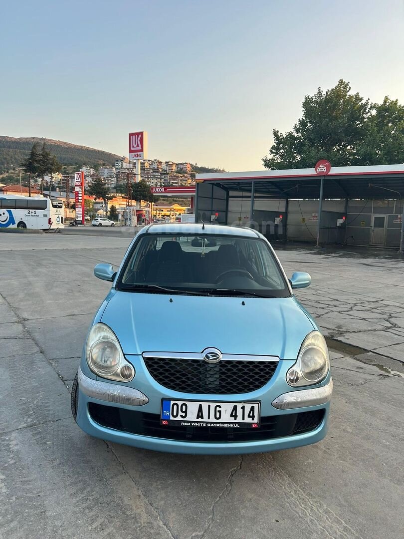 Sahibinden Daihatsu Sirion 1.3 2005 Model Sakarya 237.000 km Mavi 2