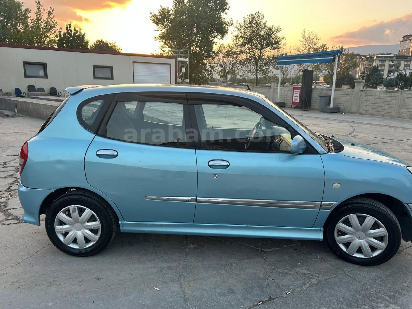 Sahibinden Daihatsu Sirion 1.3 2005 Model Sakarya 237.000 km Mavi 5