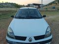 Memurdan Temiz Clio 1.4 Authentique 2004 Model  207.000 km Beyaz
