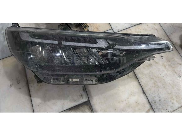 Ford transit custom sağ far ledli orjinal 